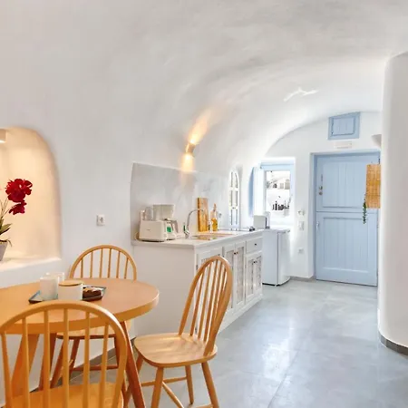 Apartment Aris Caves