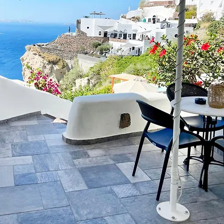 Aris Caves * Oia (Santorini)